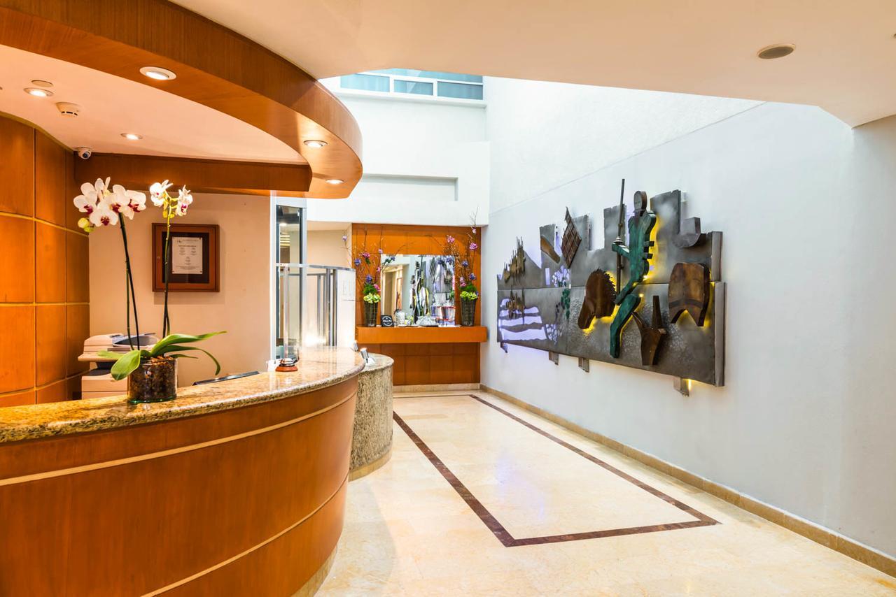 Eurostars Zona Rosa Suites Ciudad de México Exterior foto The lobby of the hotel